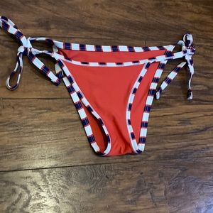 Bikini bottoms